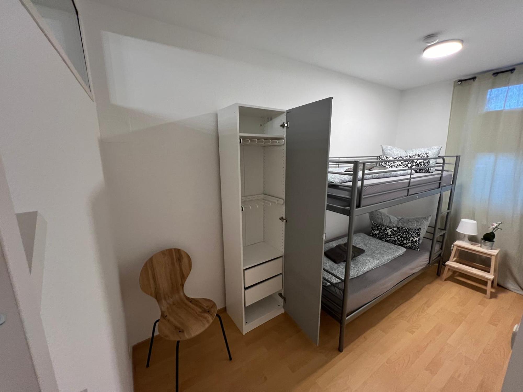 Apartment Humboldt 3 Schlafzimmer,Wifi, Netflix Parken, Terrasse, Klimatisiert, Naehe Zentrum جينا المظهر الخارجي الصورة