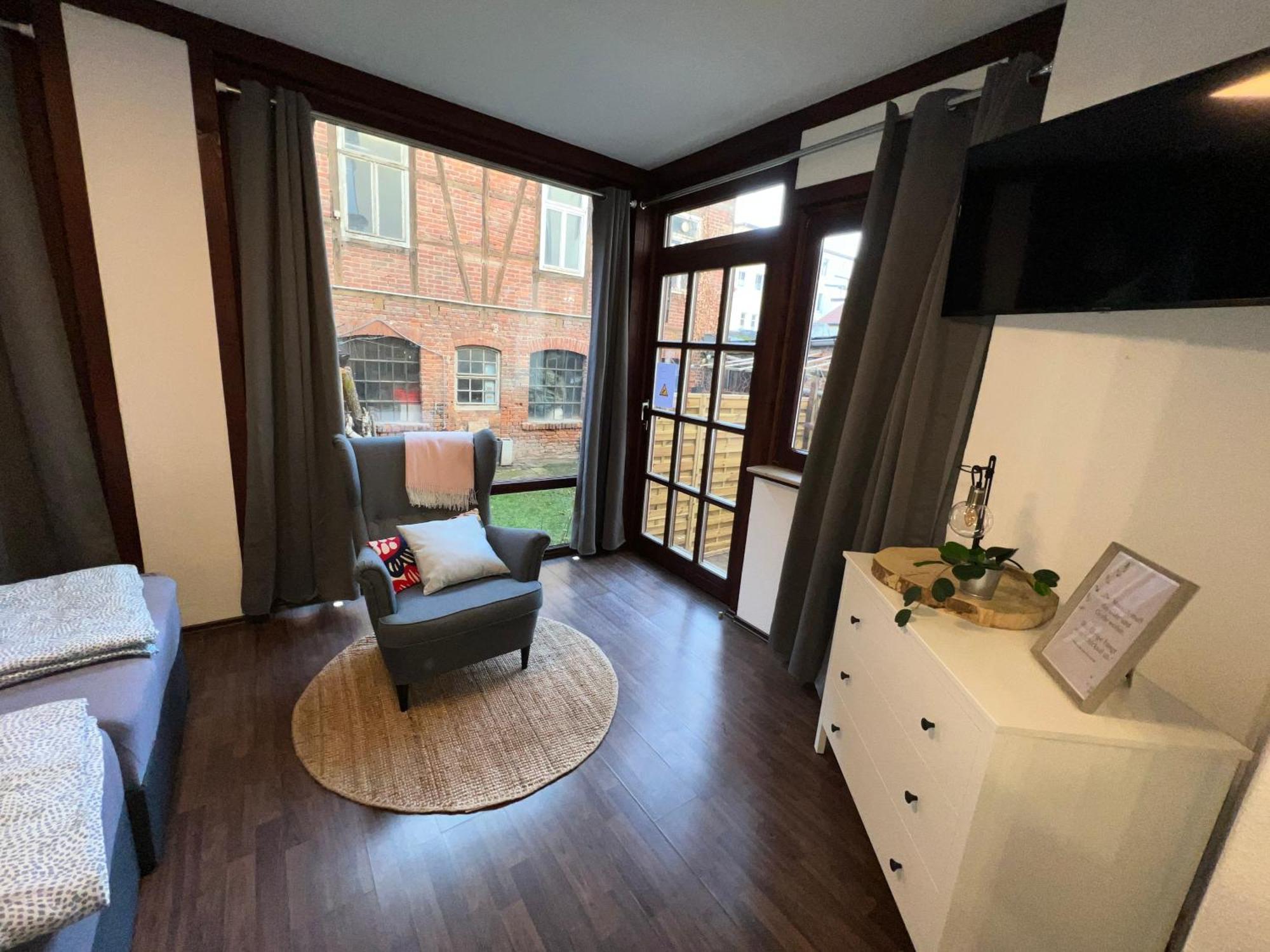 Apartment Humboldt 3 Schlafzimmer,Wifi, Netflix Parken, Terrasse, Klimatisiert, Naehe Zentrum جينا المظهر الخارجي الصورة