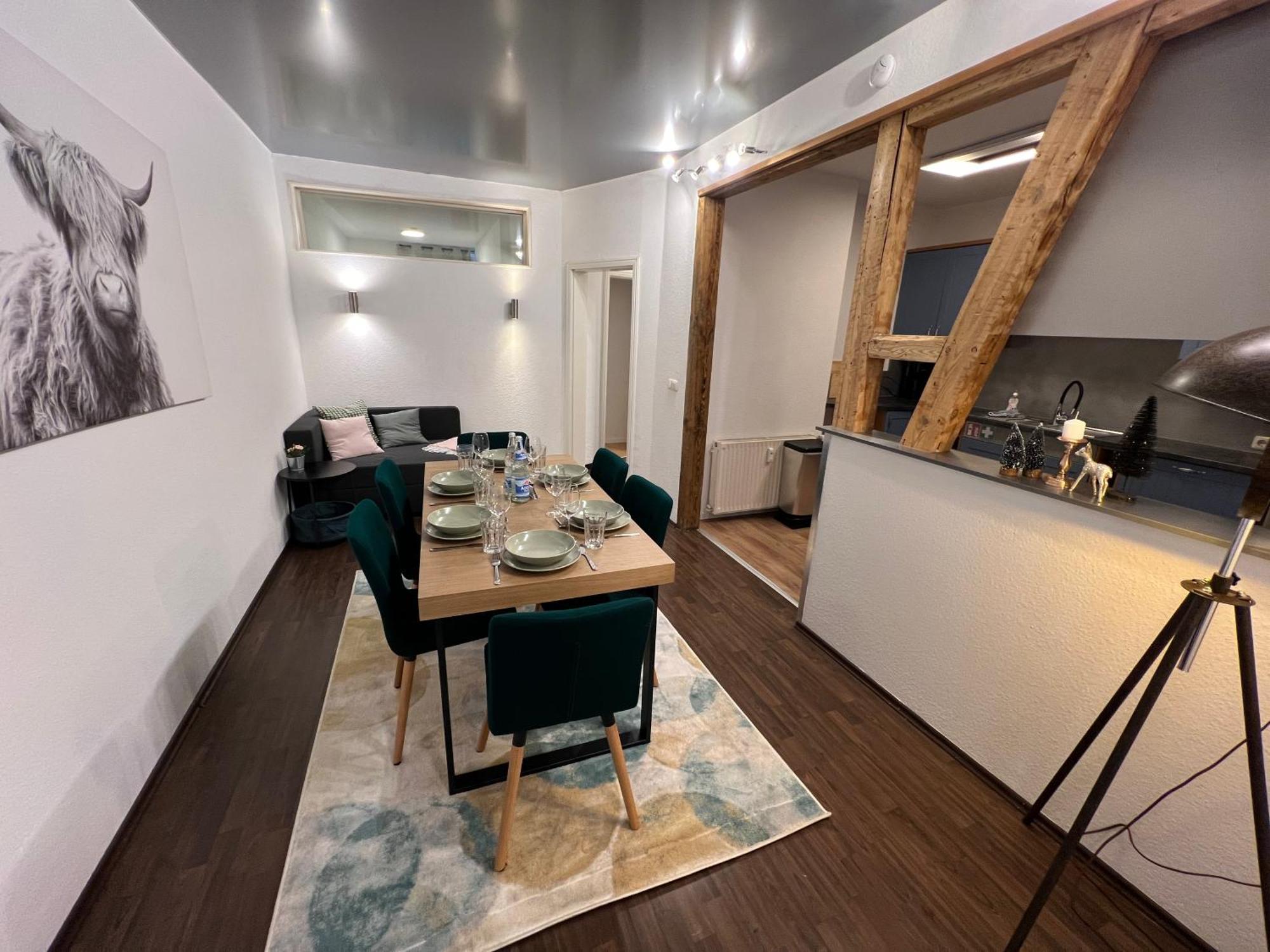Apartment Humboldt 3 Schlafzimmer,Wifi, Netflix Parken, Terrasse, Klimatisiert, Naehe Zentrum جينا المظهر الخارجي الصورة